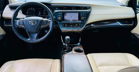 Used 2013 Toyota Avalon Limited image 10