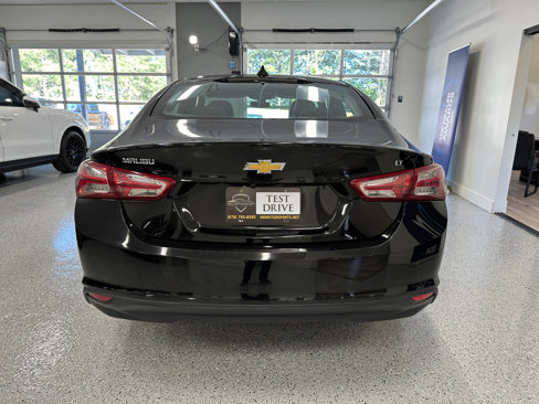 Used 2021 Chevrolet Malibu LT image 8