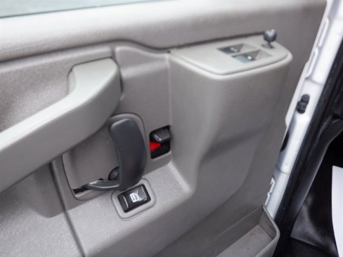 Used 2018 Chevrolet Express 3500 Extended w/ Driver Convenience Package image 13