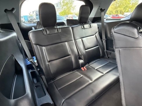 Used 2022 Ford Explorer XLT w/ Equipment Group 202A image 16