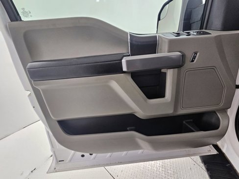 Used 2019 Ford F150 XLT image 17