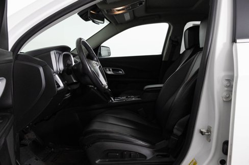 Used 2016 Chevrolet Equinox LTZ w/ Enhanced Convenience Package image 20