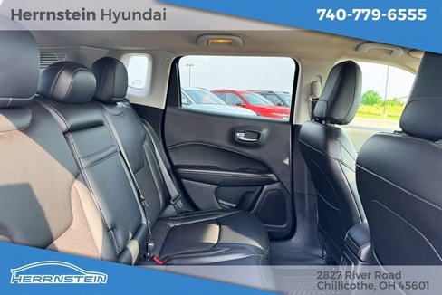 Used 2018 Jeep Compass Latitude w/ Popular Equipment Group image 25