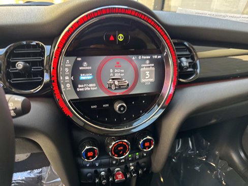 Used 2023 MINI Cooper 2-Door Hardtop image 13
