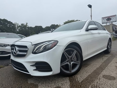 Used 2019 Mercedes-Benz E 300 4MATIC w/ Premium 1 Package image 2