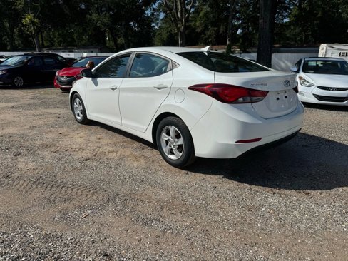 Used 2014 Hyundai Elantra SE image 3