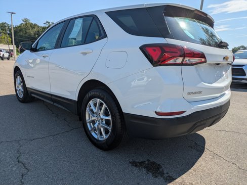 Used 2022 Chevrolet Equinox LS image 7