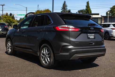 Used 2022 Ford Edge SEL image 10
