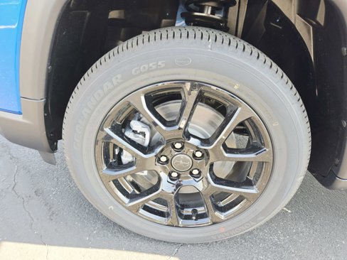 New 2026 Jeep Compass Latitude image 17