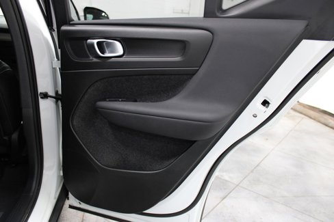 Used 2024 Volvo XC40 B5 Plus w/ Climate Package image 29