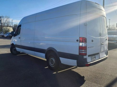 Used 2016 Mercedes-Benz Sprinter 2500 image 5