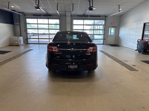 Used 2015 Ford Taurus Limited image 7