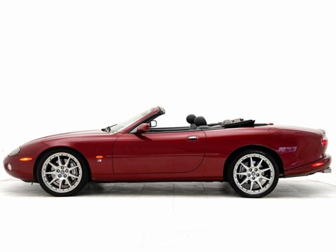 Used 2003 Jaguar XK8 Convertible image 34