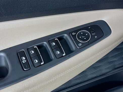 Used 2023 Hyundai Santa Fe SEL image 18