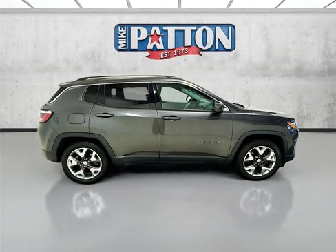 Used 2019 Jeep Compass Limited image 8