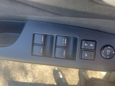 Used 2012 Honda CR-V EX image 14