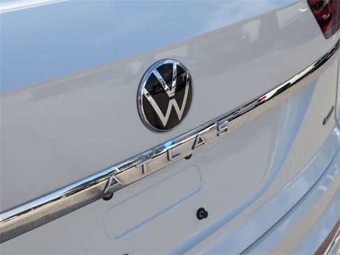 Certified 2023 Volkswagen Atlas Cross Sport SEL Premium R-Line image 13