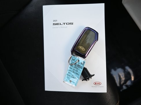 Used 2021 Kia Seltos SX image 31
