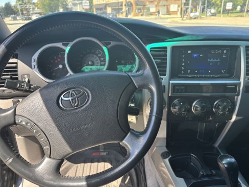 Used 2004 Toyota 4Runner SR5 image 12