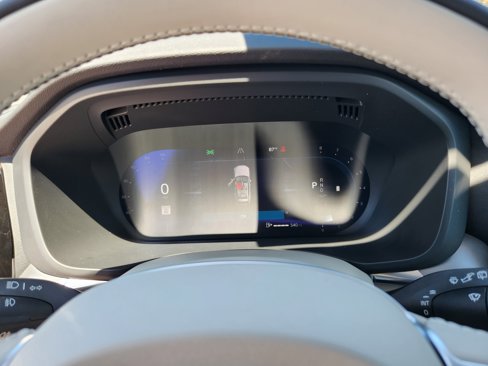 New 2025 Volvo XC60 B5 Core image 33