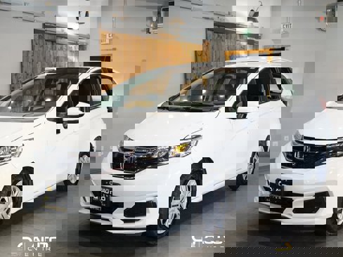 Used 2019 Honda Fit LX image 2
