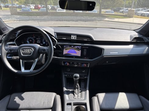 Used 2024 Audi Q3 2.0T Premium image 18