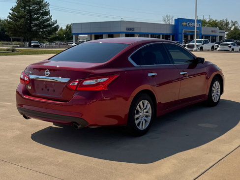 Used 2016 Nissan Altima 2.5 S w/ Power Driver Seat Package image 6