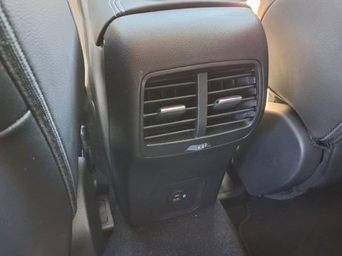 Used 2021 Ford Escape SEL image 10