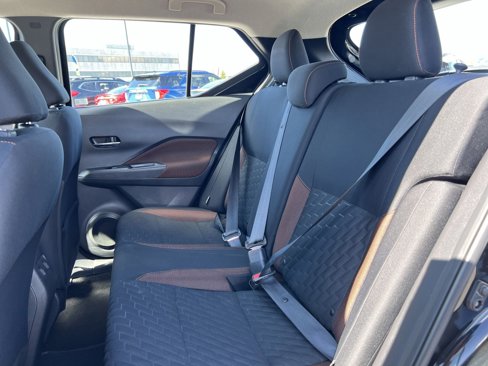 Used 2023 Nissan Kicks SR image 23