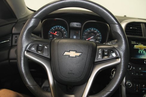 Used 2015 Chevrolet Malibu LT w/ Power Convenience Package image 13