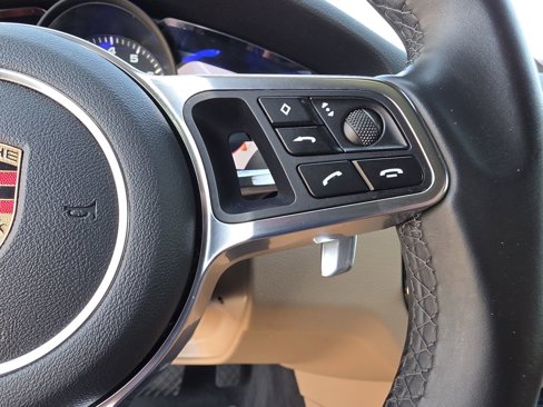Used 2019 Porsche Cayenne image 36