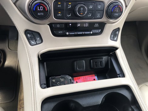 Used 2017 GMC Yukon XL Denali w/ Open Road Package image 22