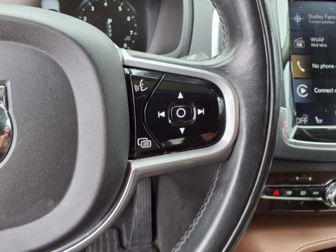 Used 2019 Volvo XC90 T6 Momentum w/ Advanced Package image 17