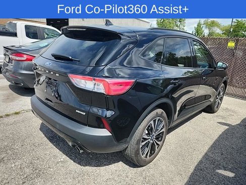 Certified 2022 Ford Escape SE w/ SE Sport Appearance Package image 3