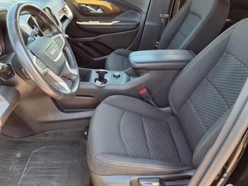 Used 2021 GMC Terrain SLE w/ Elevation Edition image 5