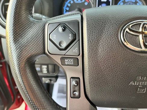 Used 2021 Toyota Tacoma TRD Sport w/ Technology Package image 27