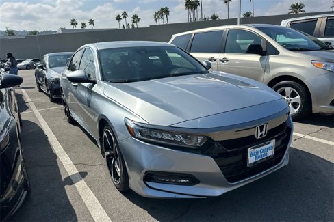 Used 2018 Honda Accord Sport image 2