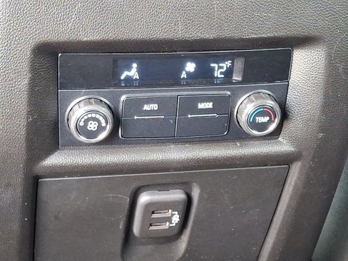 Certified 2021 Chevrolet Traverse LS image 12