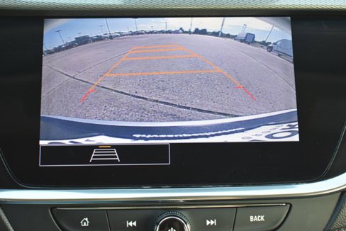 Used 2021 Buick Encore GX Select image 25