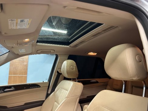 Used 2016 Mercedes-Benz GLE 350 w/ Premium Package image 9