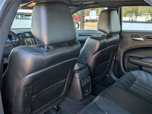 Used 2016 Chrysler 300 S image 27