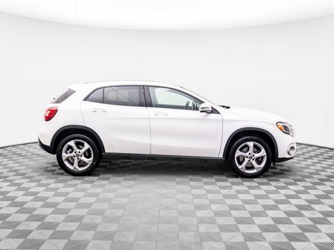 Used 2019 Mercedes-Benz GLA 250 4MATIC image 6