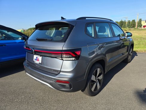 New 2025 Volkswagen Taos S image 4