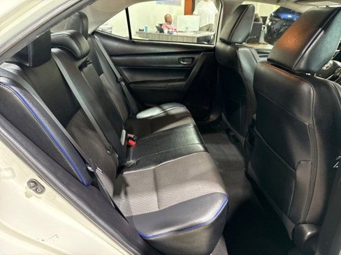 Used 2019 Toyota Corolla SE w/ SE Premium Package image 24