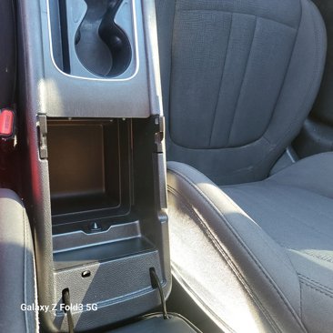 Used 2016 Chrysler 200 Limited image 15