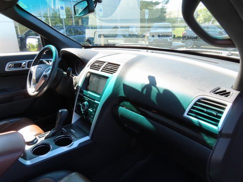 Used 2011 Ford Explorer Limited w/ 302A Rapid Spec Order Code image 21