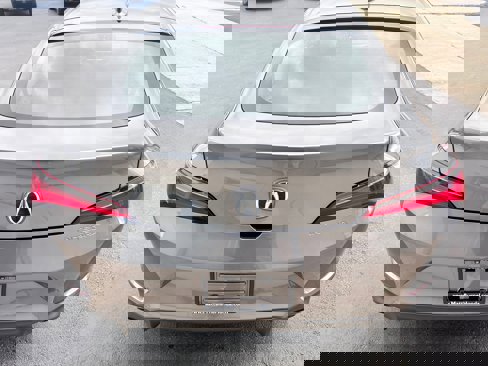 Used 2023 Acura Integra image 4