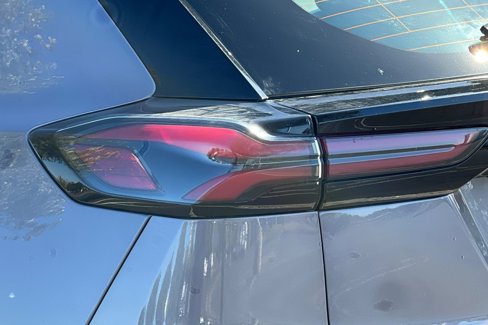 Certified 2022 Chevrolet Bolt EUV Premier w/ Sun & Sound Package image 47