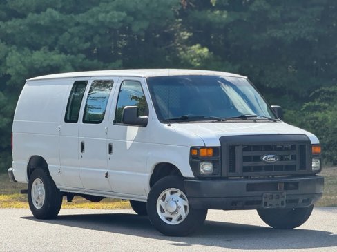 Used 2008 Ford E-250 and Econoline 250 image 2