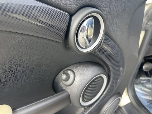 Used 2014 MINI Cooper S image 23